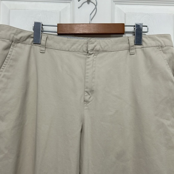 TOMMY HILFIGER chinos. Size 16 - Picture 2 of 7